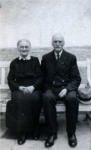 Et virkelig godt foto af Johannes Grejsens forældre, som flyttede til Laurbjerg midt i 1930erne. De købte et hus i Laurbjerg, men hvor?
